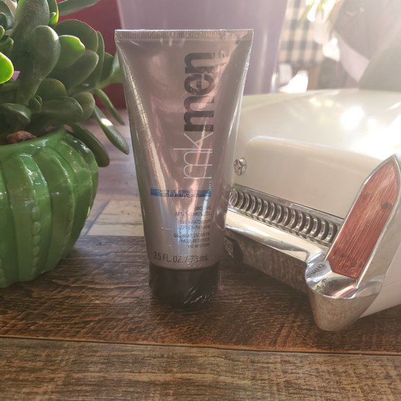 MKMen Cooling After Shave Gel - Mary Kay - Picture 3 of 8